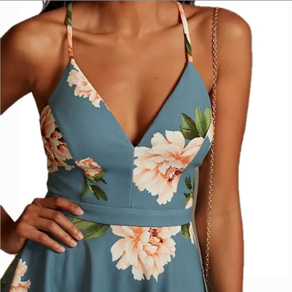 Floral Layered Hem Racerback Dress - David's Bridal - Medium - $99 Retail - Picture 10 of 12